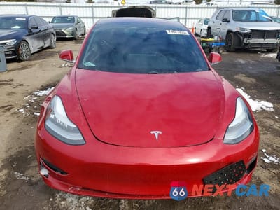 Piąte zdjęcie samochodu w środku: 2018 TESLA MODEL 3 VIN:5YJ3E1EB3JF088110 - miniatura