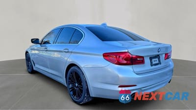 Trzecie zdjęcie samochodu z tyłu: 2019 BMW 530 I VIN:WBAJA5C51KBX87048 - miniatura