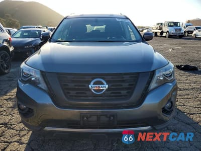 Piąte zdjęcie samochodu w środku: 2020 NISSAN PATHFINDER SV VIN:5N1DR2BN5LC601916 - miniatura