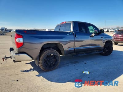 Trzecie zdjęcie samochodu z tyłu: 2019 TOYOTA TUNDRA DOUBLE CAB SR VIN:5TFRY5F13KX245060 - miniatura