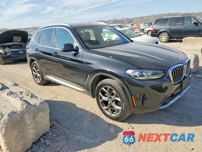 Czwarte zdjęcie samochodu z boku: 2023 BMW X3 XDRIVE30I VIN:5UX53DP0XP9P45434 - miniatura