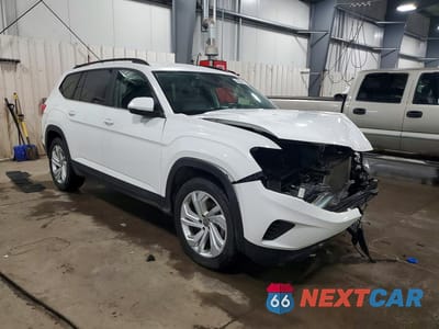 Czwarte zdjęcie samochodu z boku: 2021 VOLKSWAGEN ATLAS SE VIN:1V2HR2CA2MC549808 - miniatura