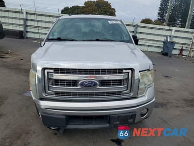 Piąte zdjęcie samochodu w środku: 2014 FORD F150 SUPERCREW VIN:1FTFW1ET4EKD86905 - miniatura