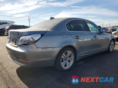 Trzecie zdjęcie samochodu z tyłu: 2009 BMW 528 I VIN:WBANU53539C118888 - miniatura