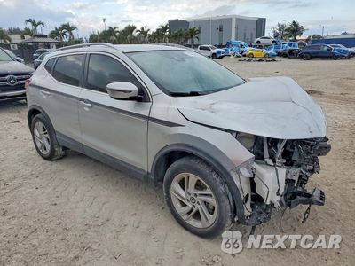 Czwarte zdjęcie samochodu z boku: 2021 NISSAN ROGUE SPORT SV VIN:JN1BJ1BV2MW568907 - miniatura