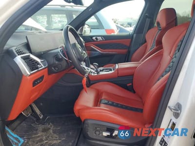 Zdjęcie 7 z 12 samochodu: 2025 BMW X5 M COMPETITION VIN:5YM13ET01S9X48685 - miniatura