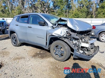 Czwarte zdjęcie samochodu z boku: 2021 JEEP COMPASS SPORT VIN:3C4NJDAB1MT554358 - miniatura