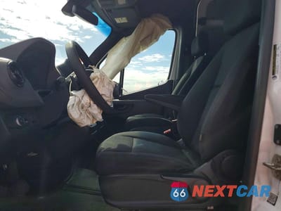 Zdjęcie 7 z 11 samochodu: 2021 MERCEDES-BENZ SPRINTER 2500 VIN:W1Y4DBHY3MT045588 - miniatura