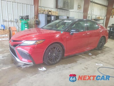 2022 TOYOTA CAMRY XSE 4T1K61AK7NU498643 - główne zdjęcie licytacji z USA - miniatura