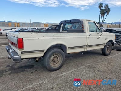 Trzecie zdjęcie samochodu z tyłu: 1989 FORD F250 VIN:1FTHF25GDKPA37403 - miniatura