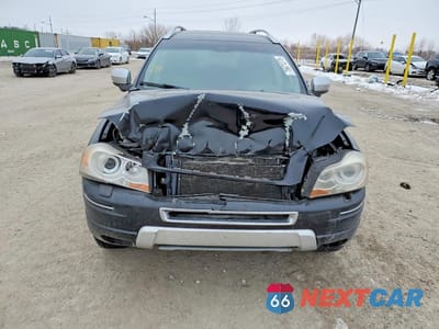 Piąte zdjęcie samochodu w środku: 2014 VOLVO XC90 3.2 VIN:YV4952CZ9E1687041 - miniatura