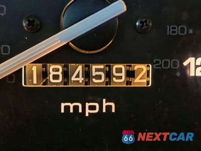 Zdjęcie 8 z 10 samochodu: 1999 HONDA CIVIC DX VIN:2HGEJ6448XH107081 - miniatura