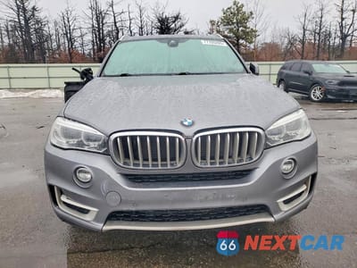 Piąte zdjęcie samochodu w środku: 2018 BMW X5 XDRIVE35I VIN:5UXKR0C58J0Y02754 - miniatura