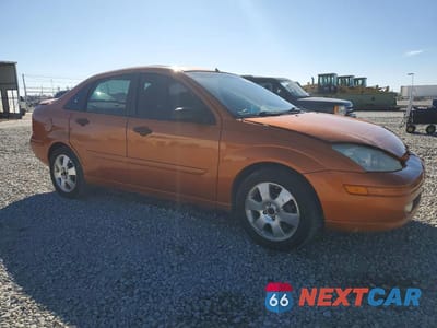 Czwarte zdjęcie samochodu z boku: 2002 FORD FOCUS ZTS VIN:1FAFP38302W302237 - miniatura