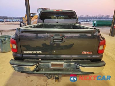 Zdjęcie 6 z 14 samochodu: 2003 GMC NEW SIERRA K1500 VIN:1GTEK19T23Z243344 - miniatura
