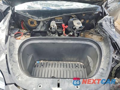 Zdjęcie 11 z 12 samochodu: 2024 TESLA MODEL Y VIN:7SAYGDED6RF206541 - miniatura