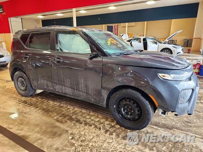 Czwarte zdjęcie samochodu z boku: 2022 KIA SOUL LX VIN:KNDJ23AU2N7805689 - miniatura