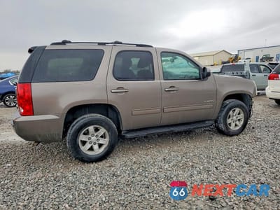 Trzecie zdjęcie samochodu z tyłu: 2013 GMC YUKON SLE VIN:1GKS2AE03DR357907 - miniatura