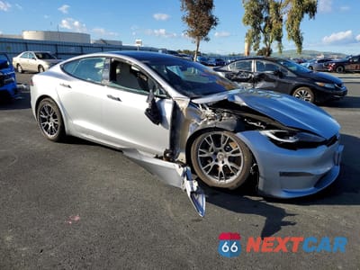 Czwarte zdjęcie samochodu z boku: 2024 TESLA MODEL S VIN:5YJSA1E50RF542875 - miniatura