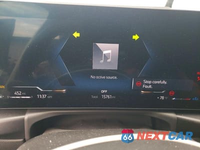 Zdjęcie 9 z 13 samochodu: 2025 BMW 330I VIN:3MW69CW02S8F41775 - miniatura