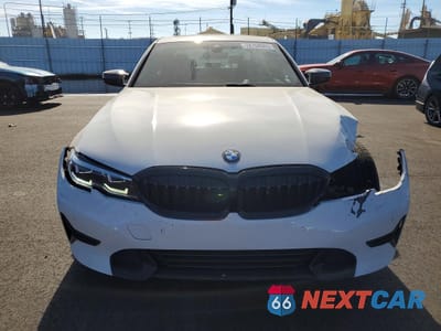 Piąte zdjęcie samochodu w środku: 2021 BMW 330E VIN:3MW5P7J09M8B74277 - miniatura