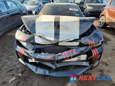 Piąte zdjęcie samochodu w środku: 2018 CHEVROLET CAMARO LT VIN:1G1FB1RS5J0167897 - miniatura