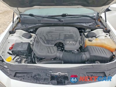 Zdjęcie 11 z 12 samochodu: 2021 CHRYSLER 300 S VIN:2C3CCABG1MH585472 - miniatura