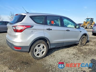 Trzecie zdjęcie samochodu z tyłu: 2017 FORD ESCAPE S VIN:1FMCU0F78HUA15285 - miniatura