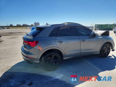Trzecie zdjęcie samochodu z tyłu: 2021 AUDI Q3 PREMIUM PLUS 40 VIN:WA1BUCF3XM1083303 - miniatura