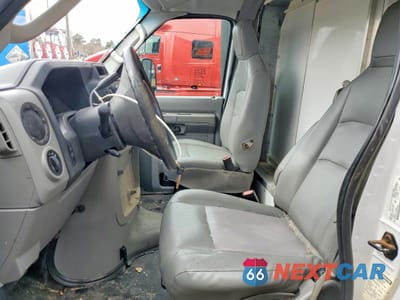 Zdjęcie 7 z 13 samochodu: 2016 FORD E350 BOX TRUCK VIN:1FDWE3FL2GDC25095 - miniatura
