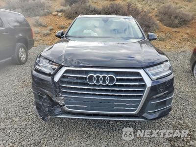 Piąte zdjęcie samochodu w środku: 2019 AUDI Q7 PREMIUM VIN:WA1AHAF78KD034989 - miniatura