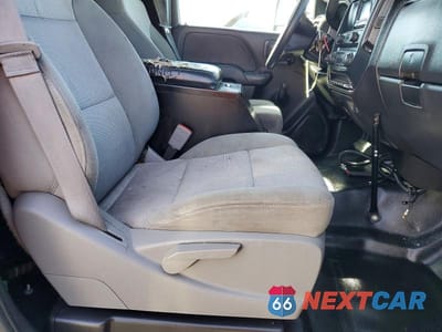 Zdjęcie 11 z 12 samochodu: 2015 CHEVROLET SILVERADO 2500 UTILITY / SERVICE TR VIN:1GC0CUEG2FZ545223 - miniatura