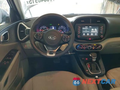 Zdjęcie 8 z 13 samochodu: 2020 KIA SOUL LX VIN:KNDJ23AU6L7736213 - miniatura