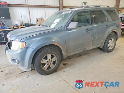 2010 FORD ESCAPE XLT 1FMCU0D72AKD22889 - główne zdjęcie licytacji z USA - miniatura