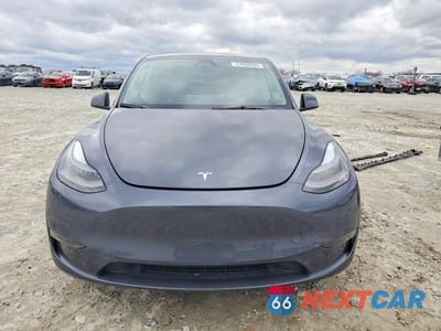 Piąte zdjęcie samochodu w środku: 2023 TESLA MODEL Y VIN:7SAYGDEE8PA191124 - miniatura