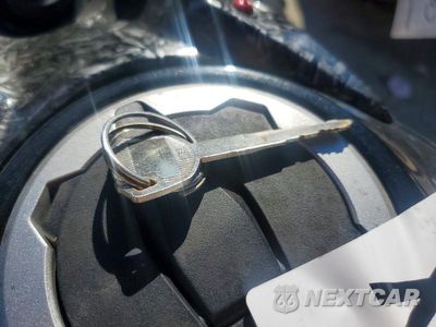 Zdjęcie 8 z 9 samochodu: 2022 KAWASAKI EX650 N VIN:ML5EXEN10NDA49485 - miniatura