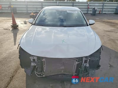 Piąte zdjęcie samochodu w środku: 2020 VOLKSWAGEN JETTA S VIN:3VWN57BU7LM049419 - miniatura