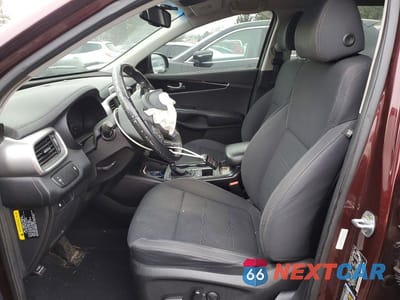 Zdjęcie 7 z 12 samochodu: 2018 KIA SORENTO LX VIN:5XYPGDA31JG348511 - miniatura