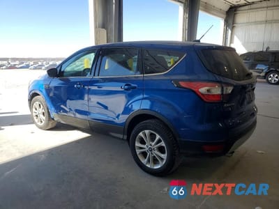 Drugie zdjęcie samochodu z przodu: 2017 FORD ESCAPE SE VIN:1FMCU9GD7HUD28451 - miniatura
