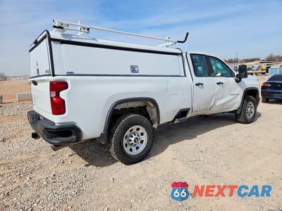 Trzecie zdjęcie samochodu z tyłu: 2023 CHEVROLET SILVERADO K2500 HEAVY DUTY VIN:1GC5YLE72PF233844 - miniatura