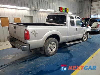 Trzecie zdjęcie samochodu z tyłu: 2012 FORD F250 SUPER DUTY VIN:1FT7X2B66CEA96392 - miniatura
