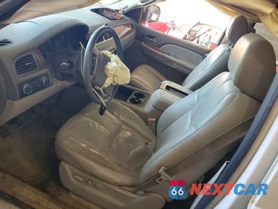 Zdjęcie 7 z 11 samochodu: 2007 GMC YUKON XL K1500 VIN:1GKFK16387J301412 - miniatura