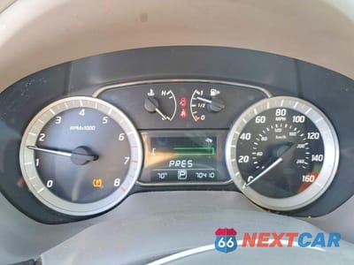 Zdjęcie 9 z 12 samochodu: 2013 NISSAN SENTRA S VIN:3N1AB7AP7DL707112 - miniatura