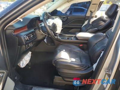 Zdjęcie 7 z 14 samochodu: 2020 LINCOLN AVIATOR RESERVE VIN:5LM5J7XC9LGL16769 - miniatura