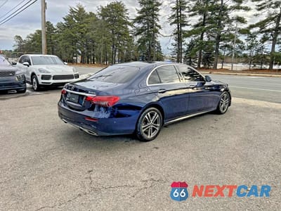Czwarte zdjęcie samochodu z boku: 2021 MERCEDES-BENZ E 350 4MATIC VIN:W1KZF8EB2MA948663 - miniatura