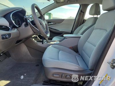 Zdjęcie 7 z 11 samochodu: 2019 CHEVROLET MALIBU LT VIN:1G1ZD5ST1KF131432 - miniatura