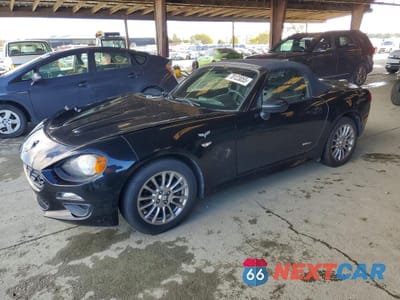 2017 FIAT 124 SPIDER CLASSICA JC1NFAEK2H0127393 - główne zdjęcie licytacji z USA - miniatura