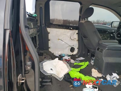 Zdjęcie 10 z 11 samochodu: 2010 NISS TITAN VIN:1N6BA0EC0AN303869 - miniatura