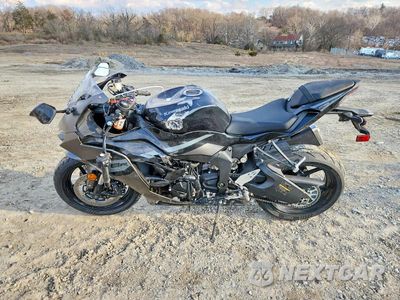 Trzecie zdjęcie samochodu z tyłu: 2026 KAWASAKI ZX636 K VIN:JKBZXJJ14TA038674 - miniatura