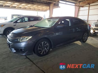 2018 HONDA CIVIC EX 19XFC2F7XJE002865 - główne zdjęcie licytacji z USA - miniatura